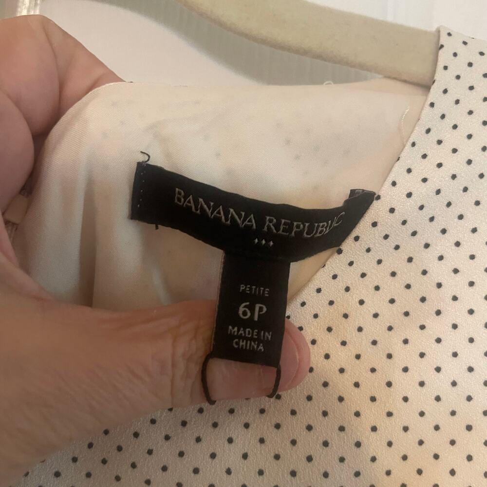 Banana Republic Factory PRINT RUFFLE-HEM SHEATH DRESS size 6P - Picture 4 of 15